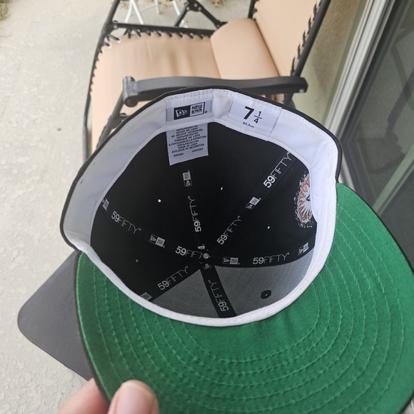 Size 7 1/4 - NHL NewEra Fitted Hat - Allstar San Jose New Era Black and Teal Hat - Picture 4 of 4